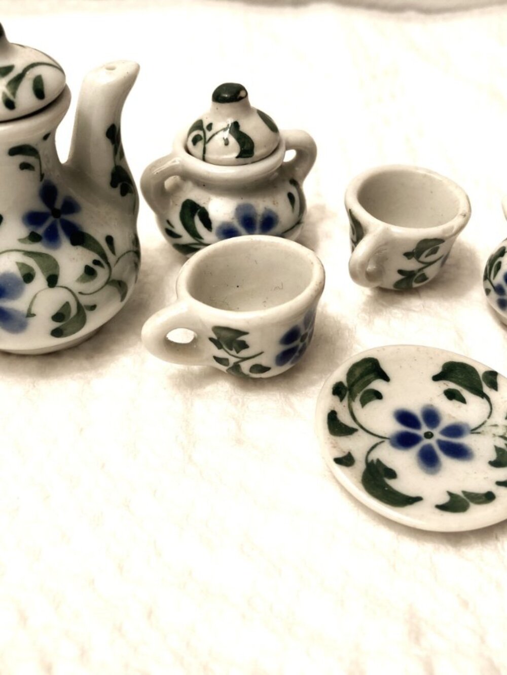 Vintage 6 piece Porcelain Doll House China Blue and White